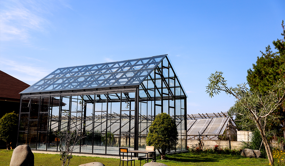 التطبيقات الخاصة (غرف التشمس، التراسات، الشرفات، الخ.)